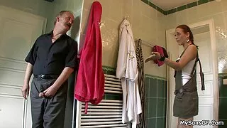 پس از سکس یک مرد باریک, ویدیو زدن پرده دختر خوشگل و سکسی سبزه, کمان بالاتر از ابزار و بمکد