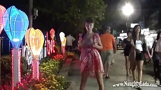همه طبیعی سبزه بلند و باریک دخترانه طول می کشد بزرگ دیک در بیدمشک سکس پسر خوشکل گرسنه طاس او